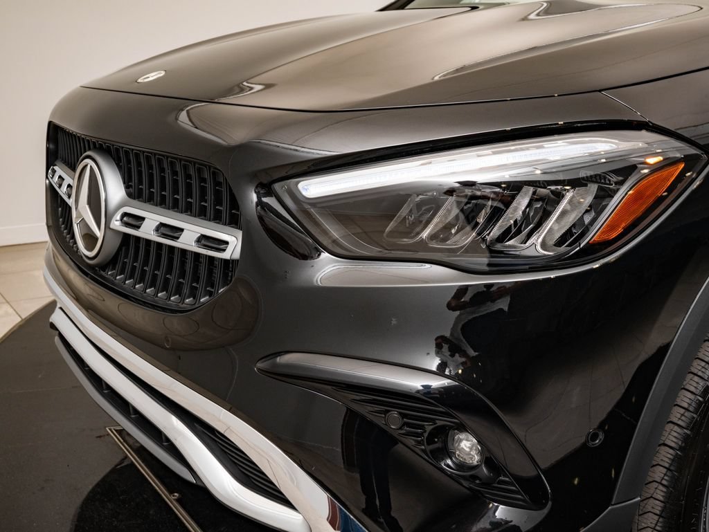 New 2026 Cosmos Black Metallic Mercedes-Benz GLA 250 image 3