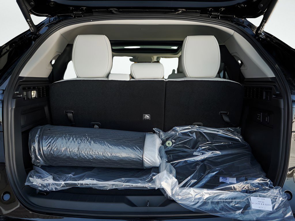 2026 Mazda CX-90 Premium Plus Package - Photo 8