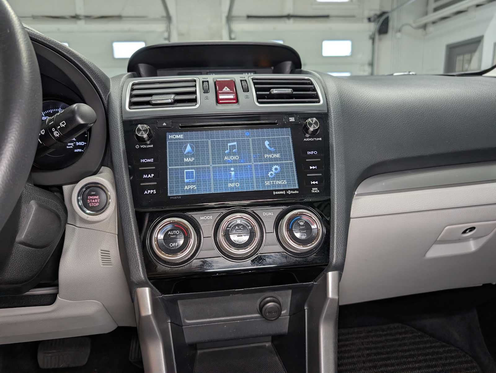 Used 2016 Ice Silver Metallic Subaru 2.5i Touring image 32