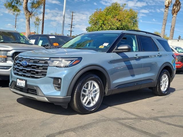 Used 2026 Vapor Blue Metallic Ford Active image 28