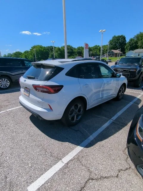 Used 2023 White Ford ST-Line image 13