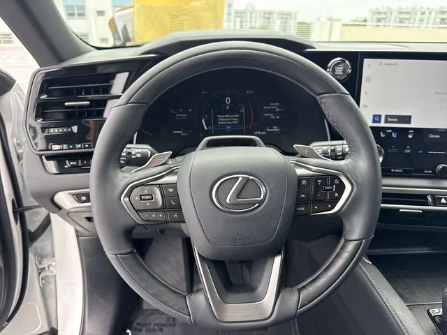 Used 2025 White Lexus 350 Premium image 14