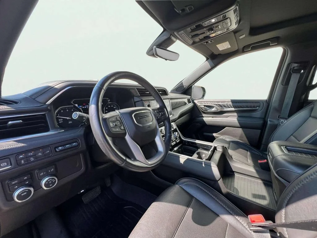 Used 2021 ONYX BLACK GMC Denali image 8