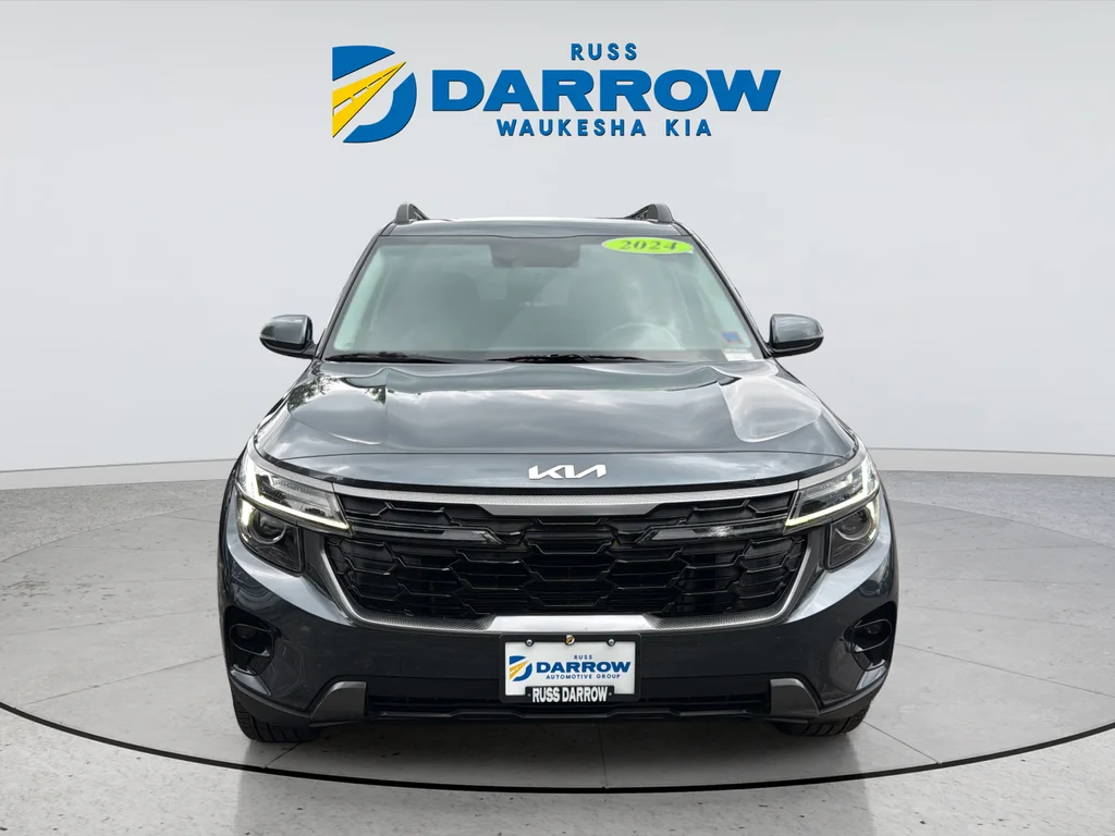 Used 2024 Gray Kia X-Line image 8
