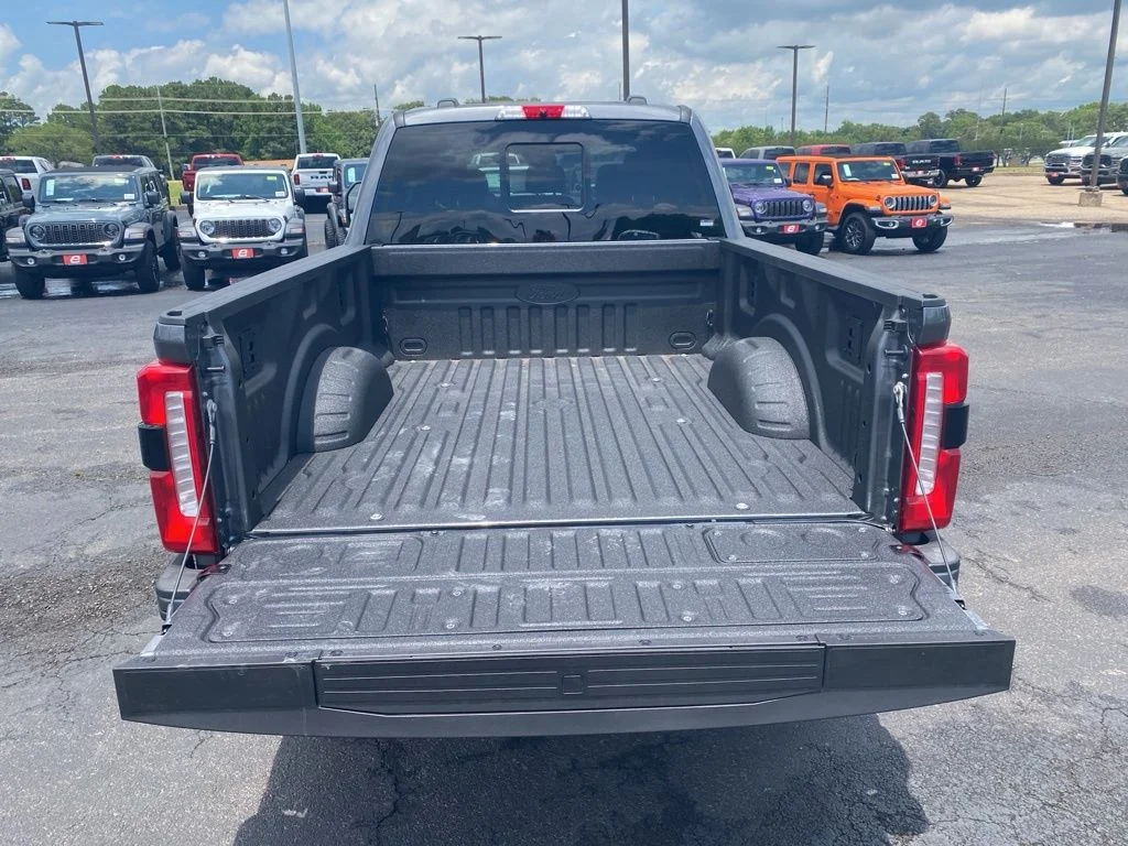 New 2026 Carbonized Gray Metallic Ford F-250® Lariat® image 40
