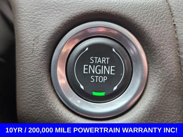 Used 2024 Summit White Chevrolet LT image 30