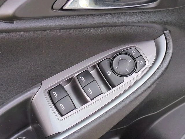 Used 2024 White Chevrolet LT image 13
