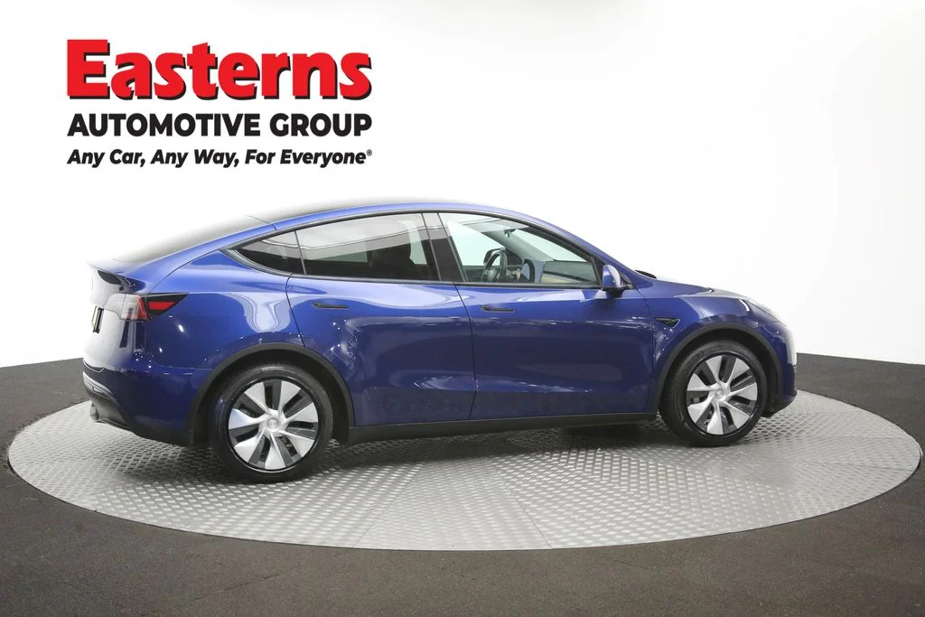 Used 2022 Blue Tesla Long Range image 37