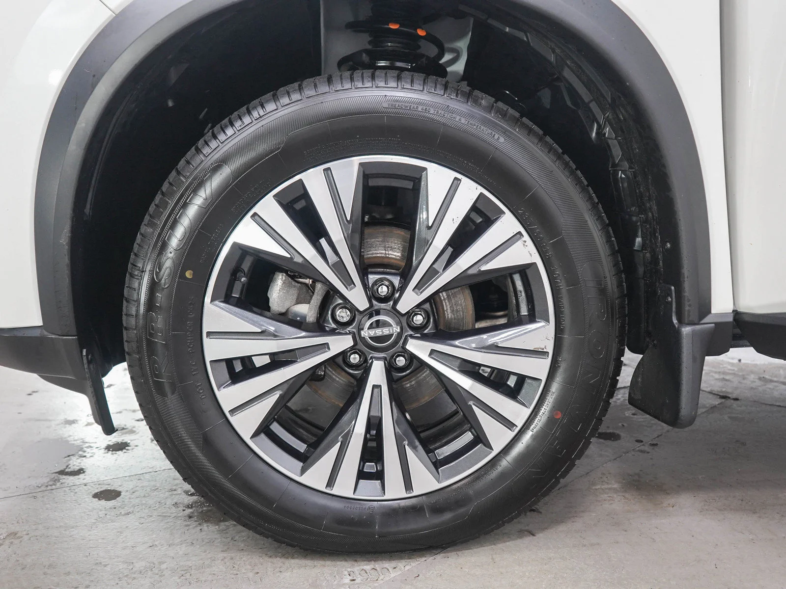 Used 2023 Pearl White Tricoat Nissan SV image 30