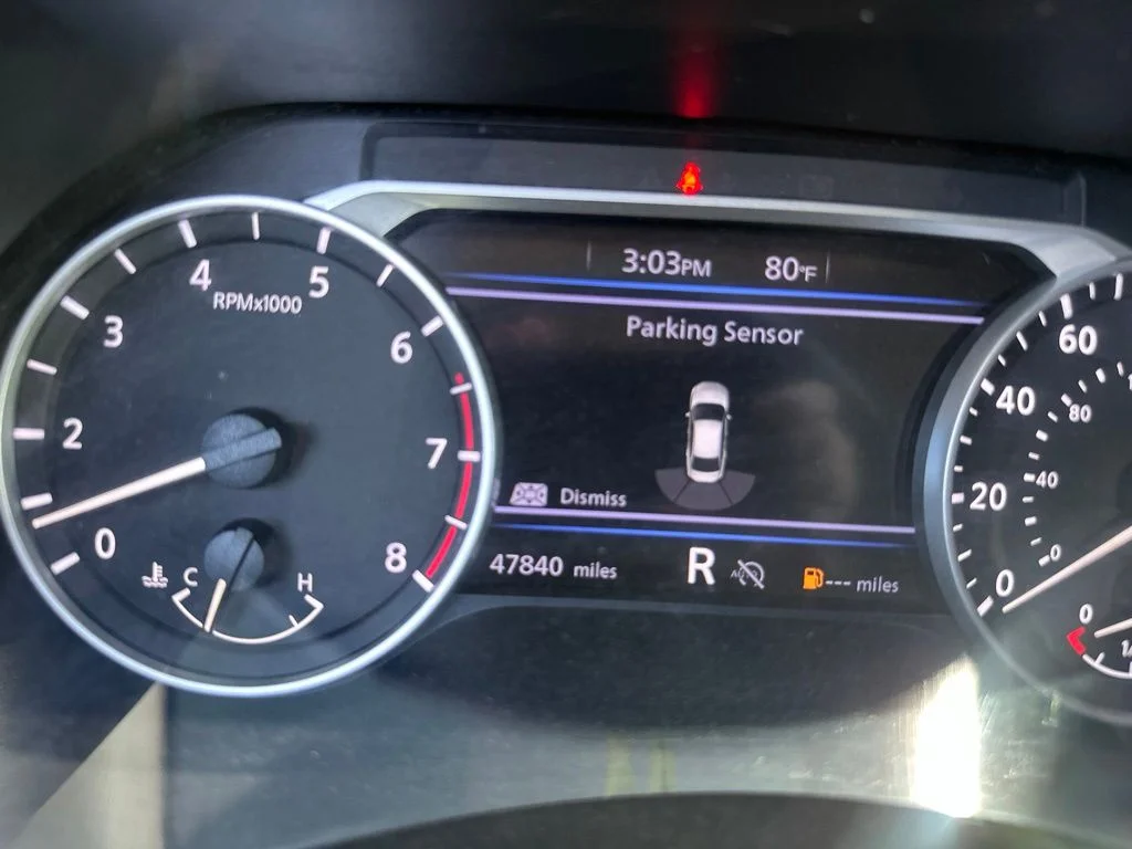 Used 2024 White Nissan SR image 9