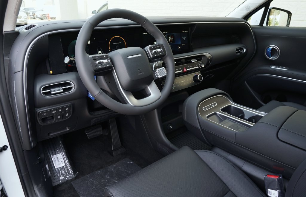 New 2027 Creamy White Pearl Hyundai SEL Premium image 28