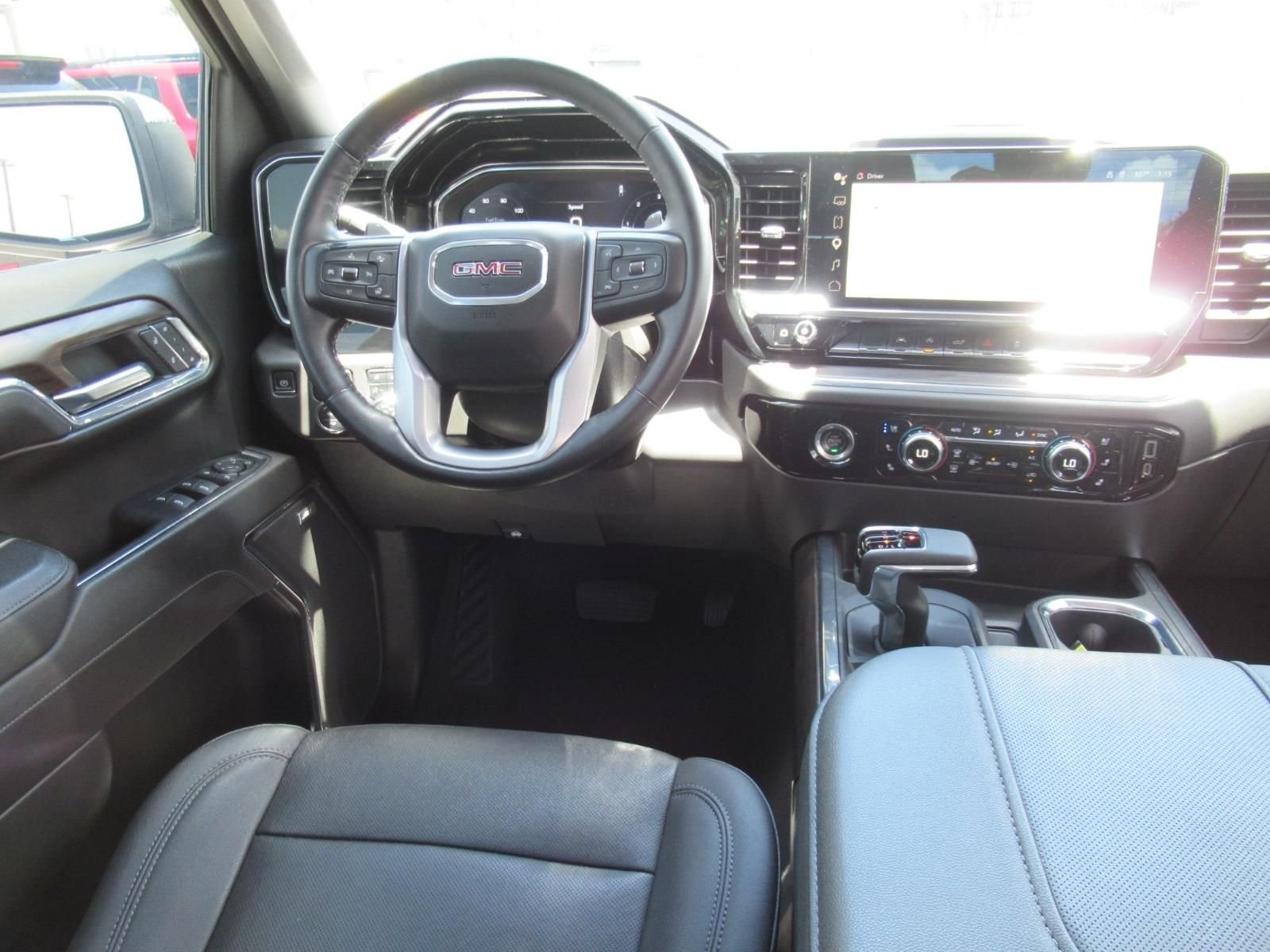 Used 2023 Black GMC SLT image 13