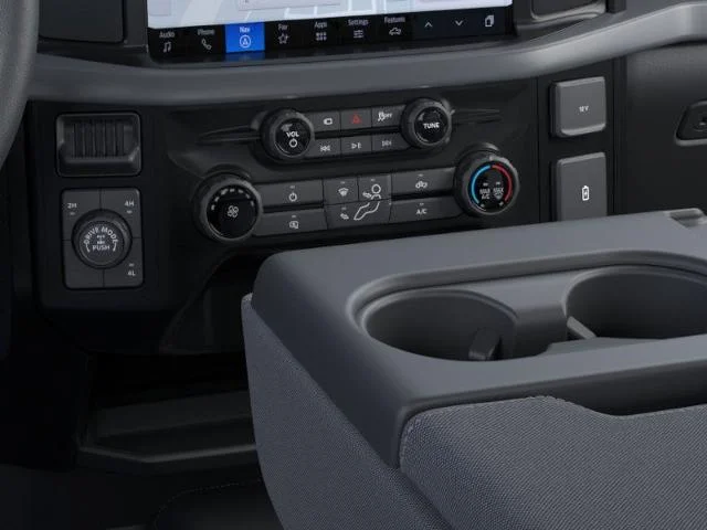 New 2025 Oxford White Ford XL image 15
