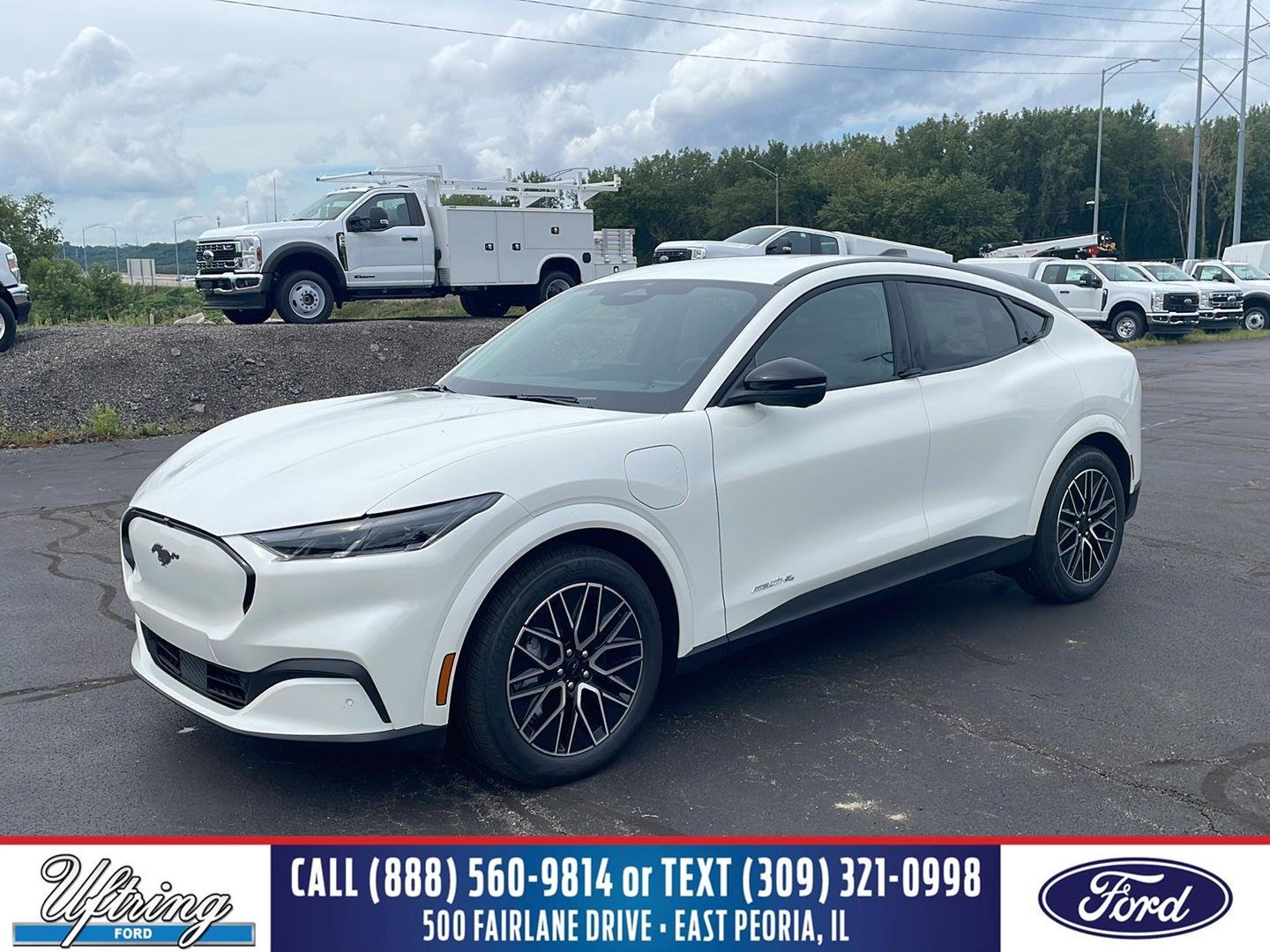 New 2026 Star White Metallic Tri-Coat Ford Premium image 1
