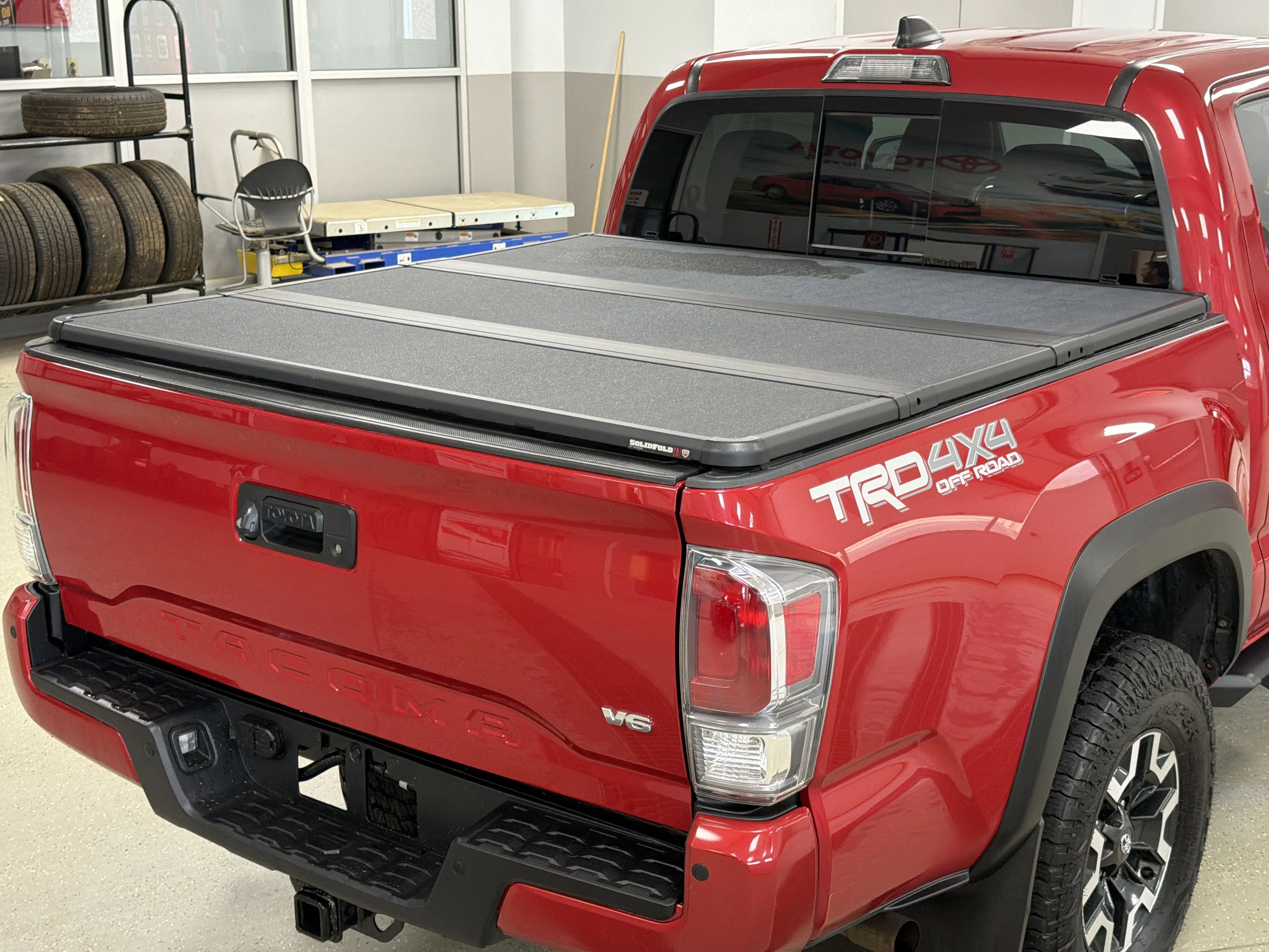 Used 2022 Barcelona Red Metallic Toyota  image 31