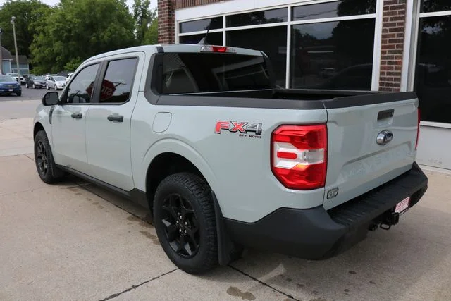 Used 2022 Cactus Green / Gray Ford XLT image 7