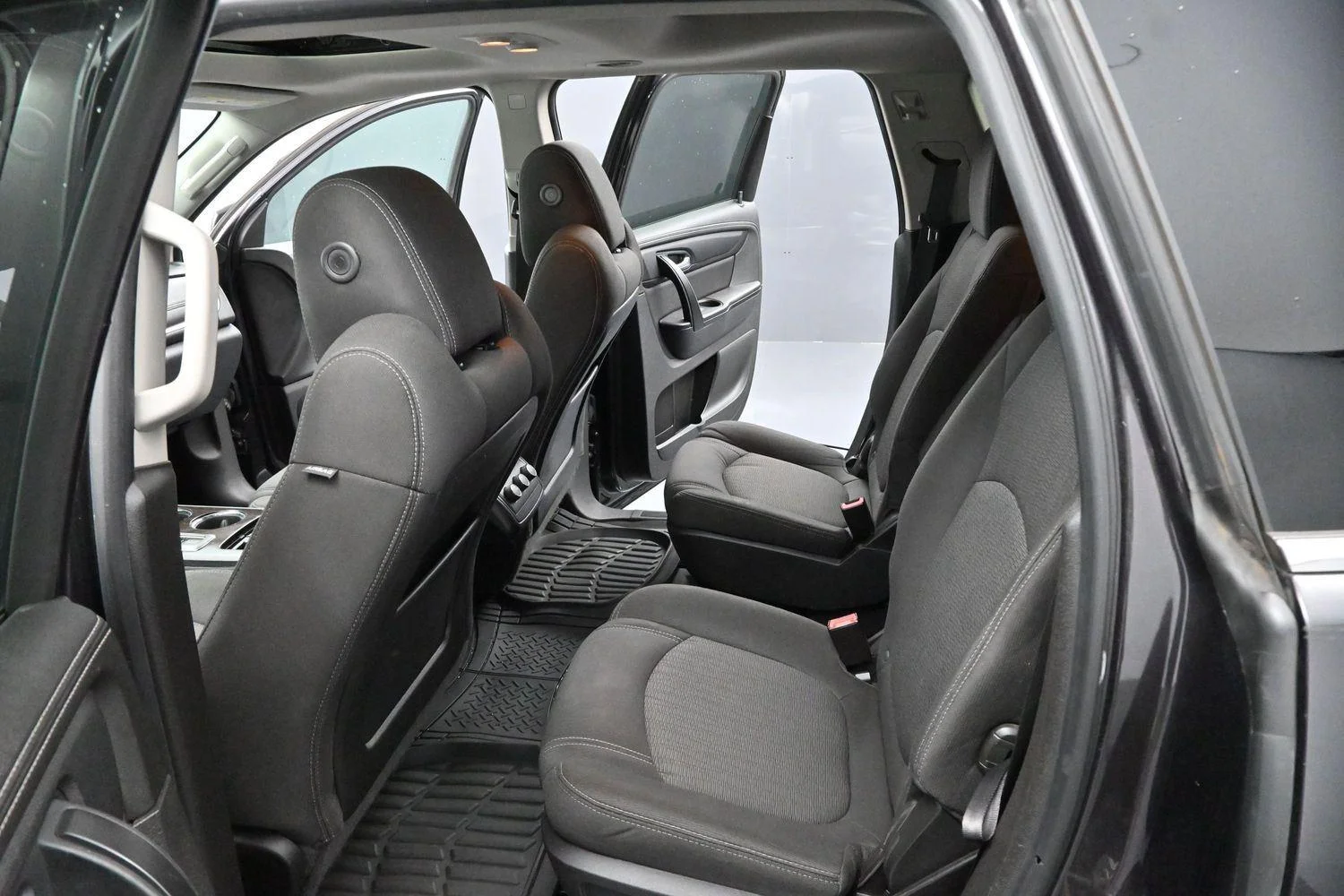 Used 2016 Tungsten Metallic Chevrolet LT image 29