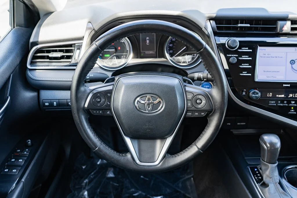 Used 2020 Gray Toyota SE image 12