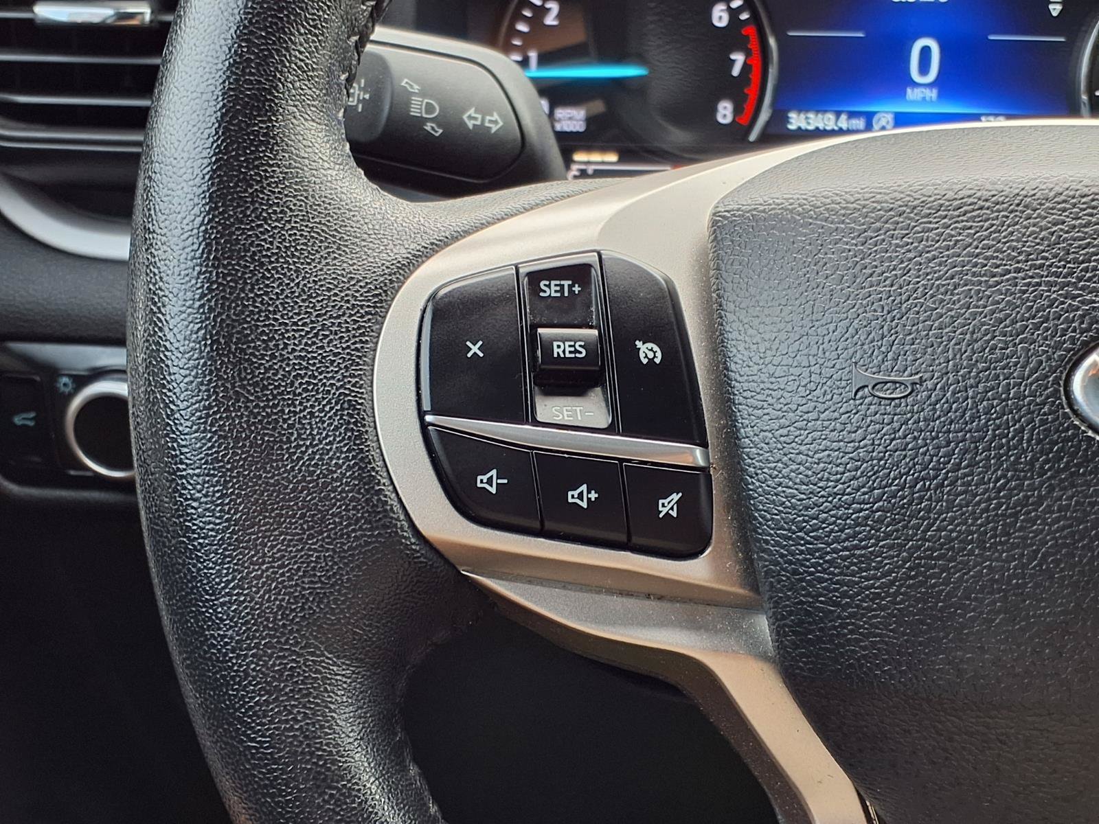 Used 2024 Silver Ford XLT image 23