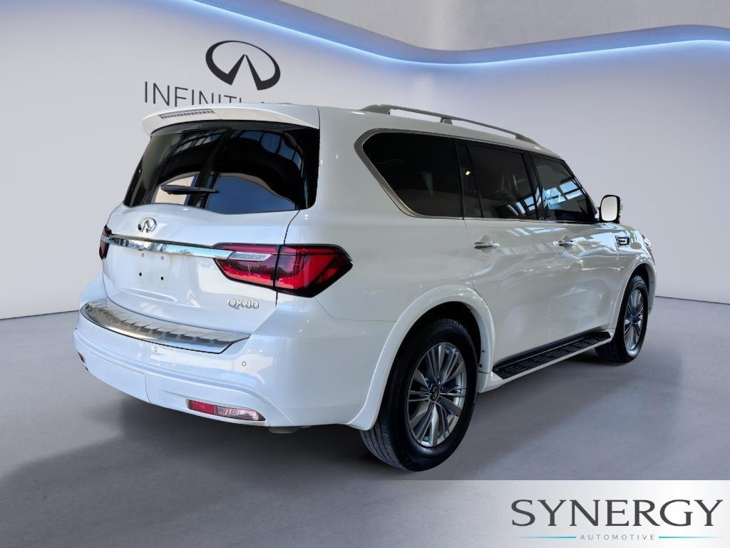 Used 2018 Moonstone White INFINITI Base image 5