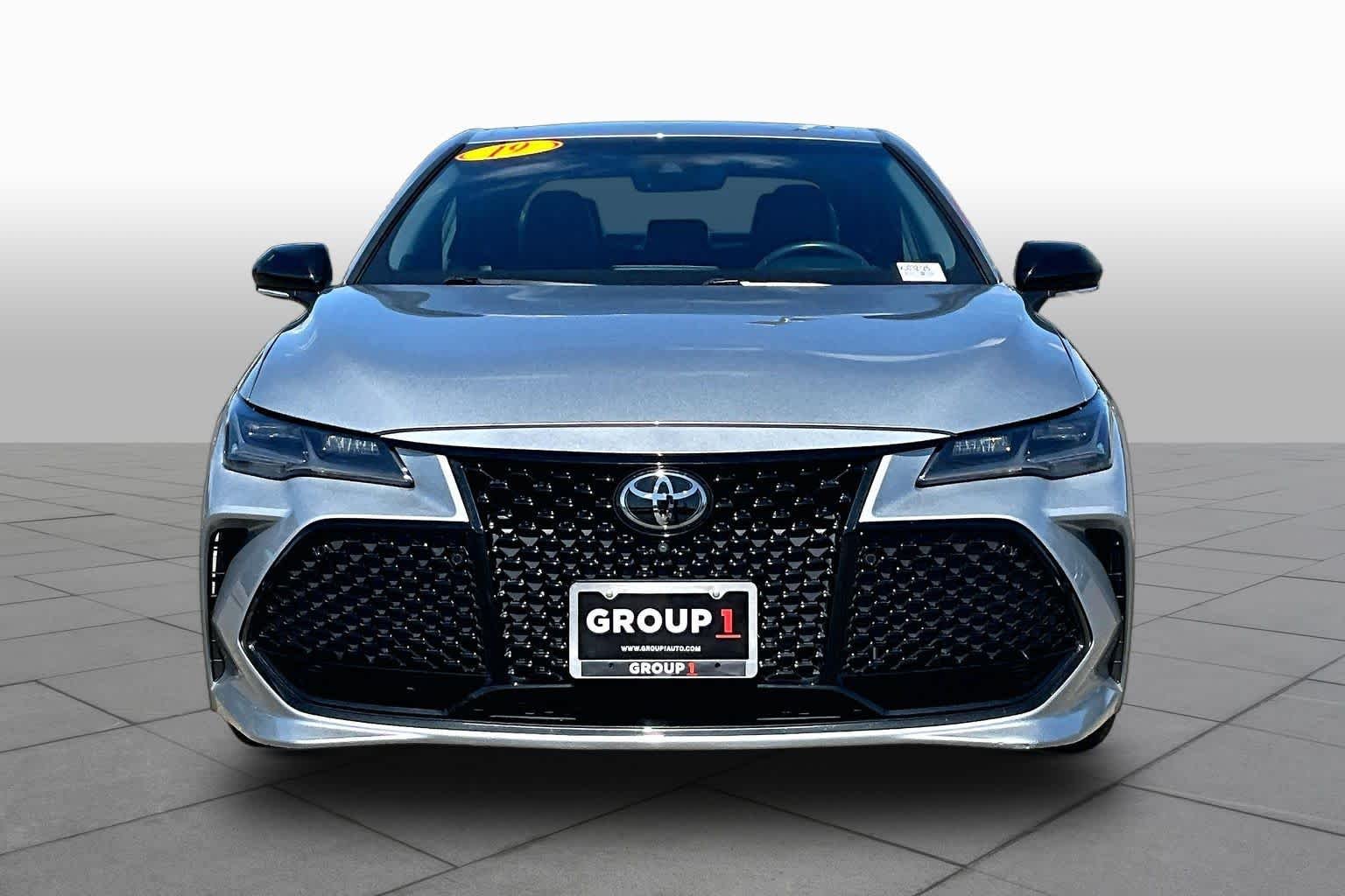 Used 2019 Celestial Silver Metallic Toyota Touring image 3