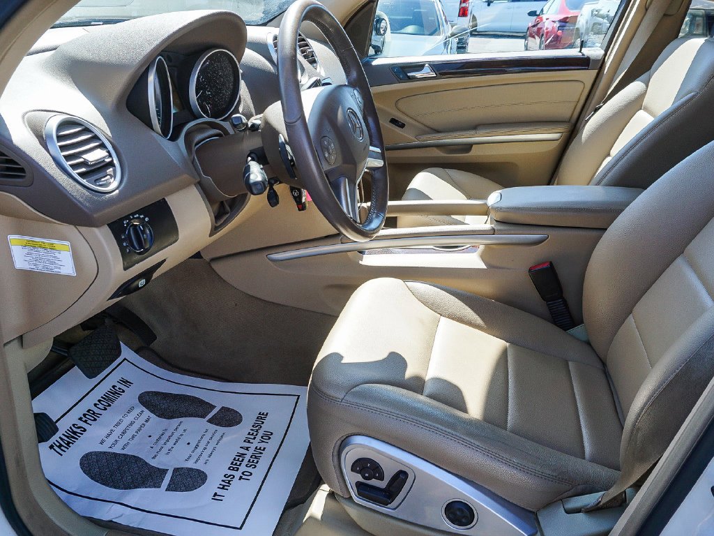 Used 2010 White Mercedes-Benz ML 350 image 17
