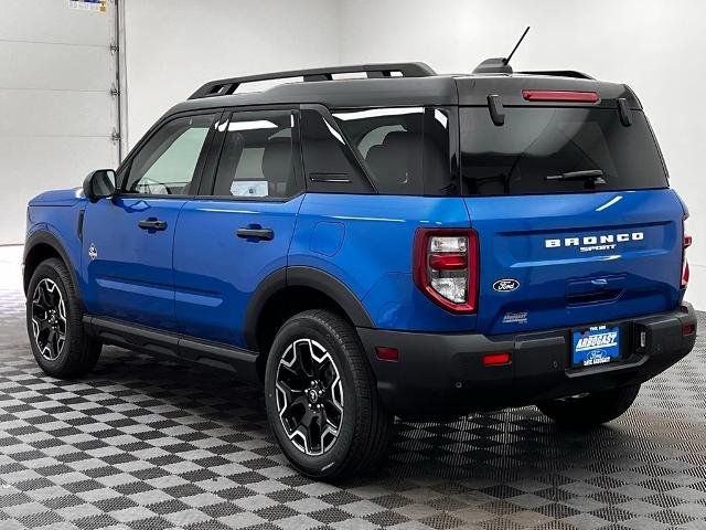 New 2026 Velocity Blue Metallic Ford Outer Banks® image 11