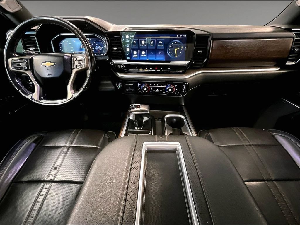 Used 2022 BLACK Chevrolet High Country image 21