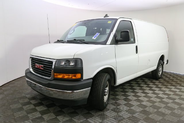 Used 2023 White GMC Work Van image 5