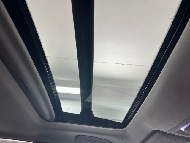 Used 2022 CELESTITE Toyota XLE image 25