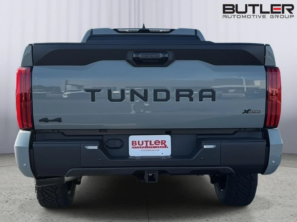 New 2026 Lunar Rock Toyota SR5 image 5