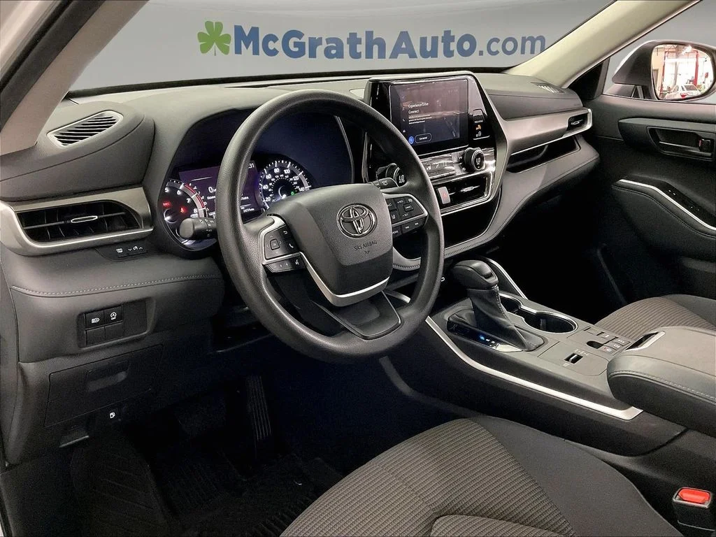 Certified Used 2023 Beige Toyota L image 18
