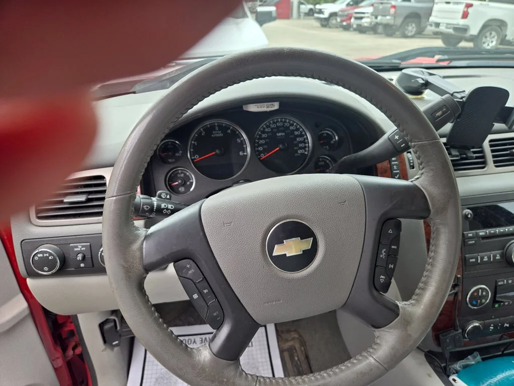Used 2009 Red Chevrolet LTZ image 5