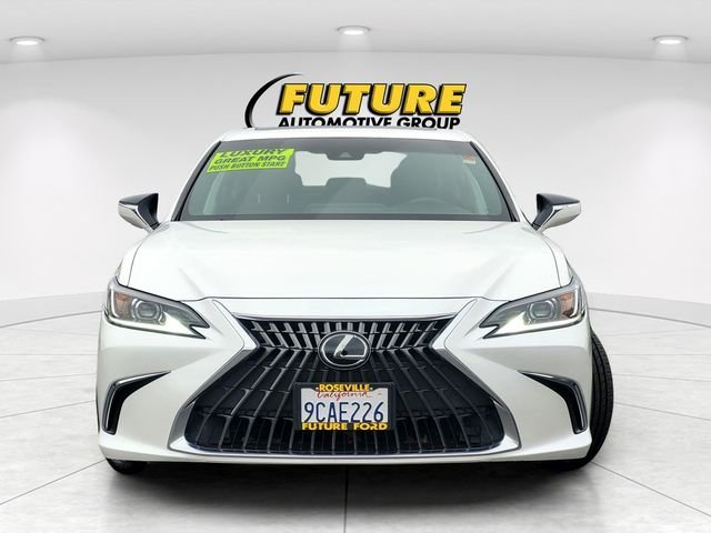 Used 2022 White Lexus 250 image 2