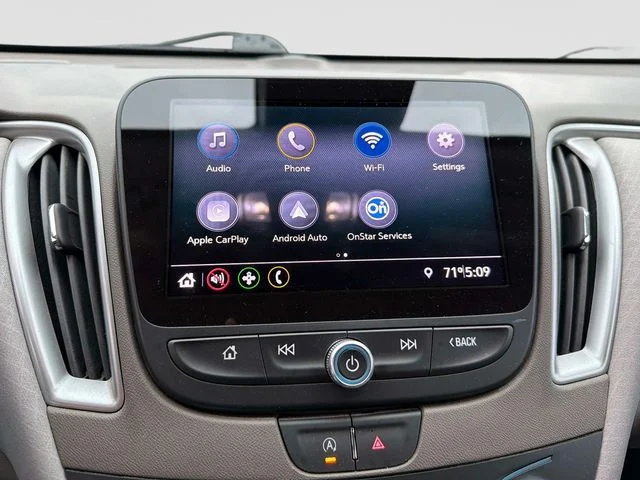 Used 2020 White Chevrolet LS image 18