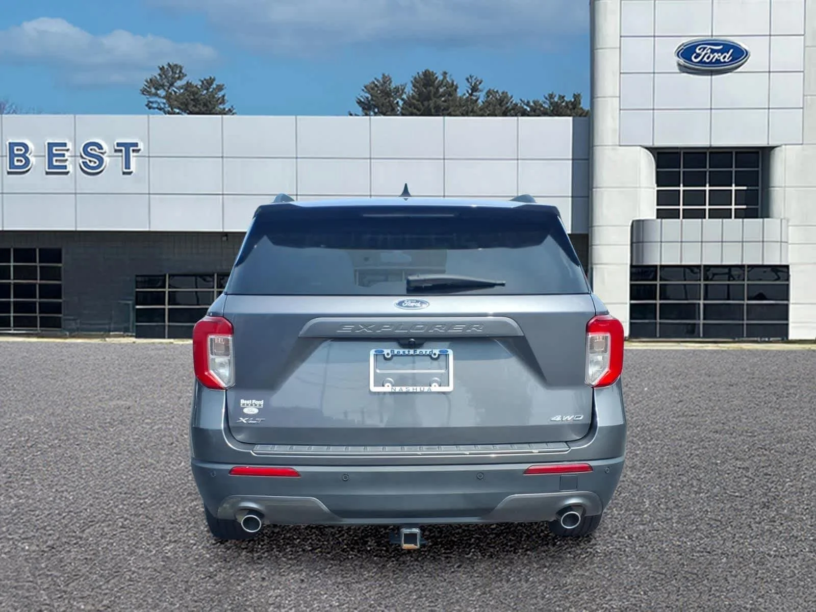 Used 2022 Carbonized Gray Metallic Ford XLT image 5