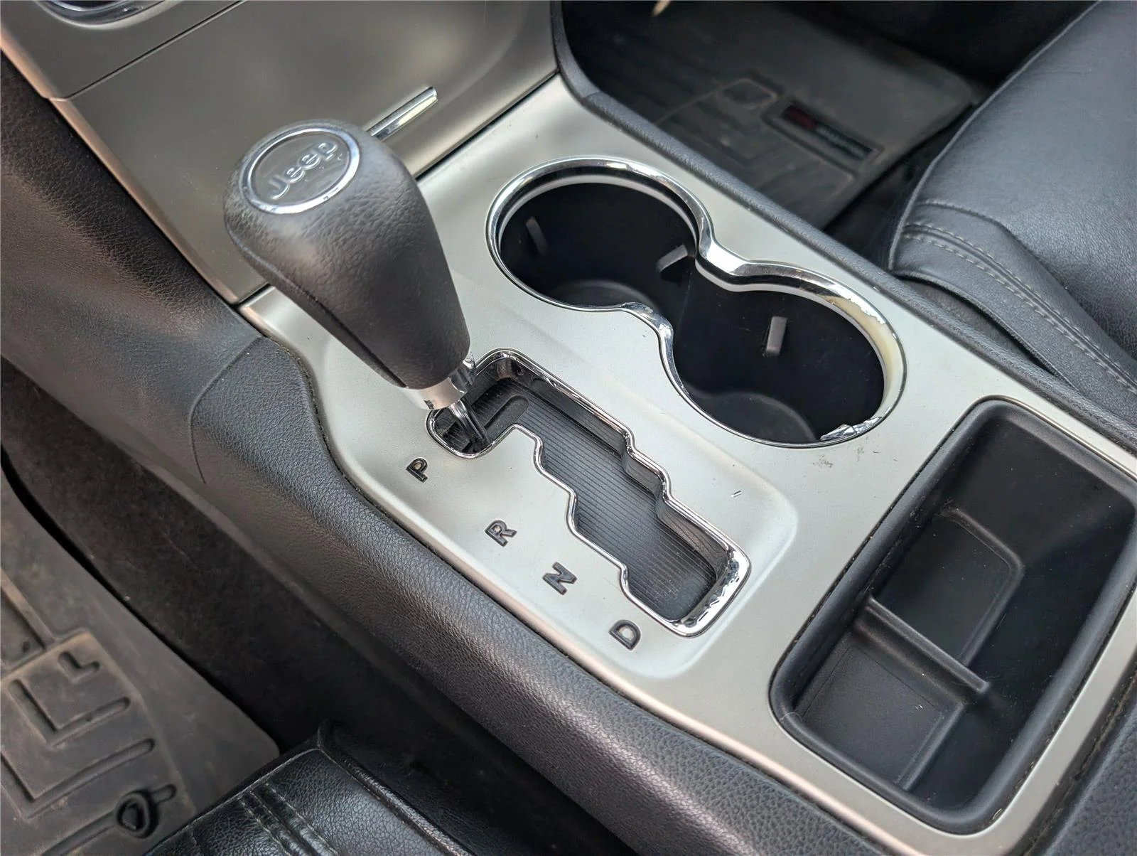 Used 2011 Black Jeep Laredo 2WD image 18