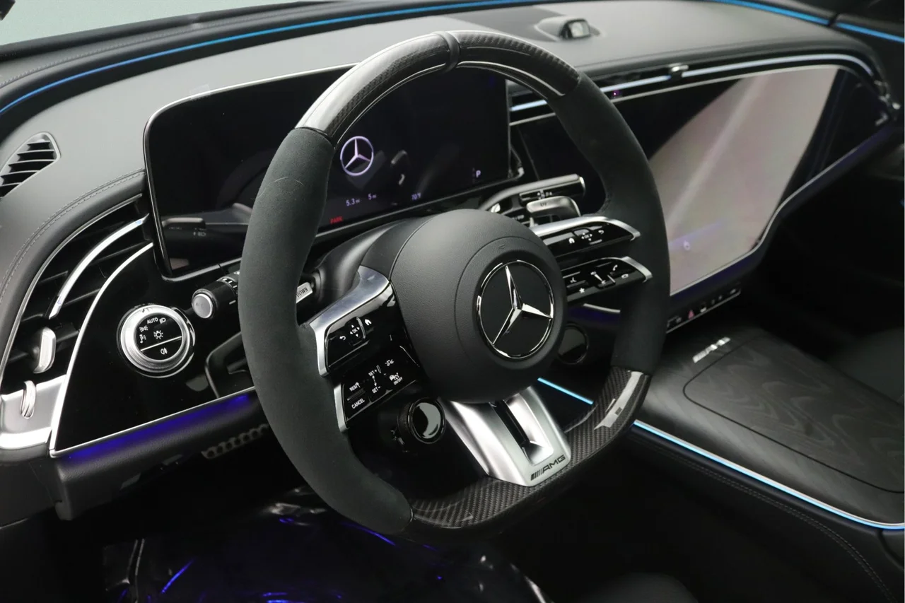 New 2026 MANUFAKTUR Alpine Grey Mercedes-Benz E 53 AMG® 4MATIC® image 4