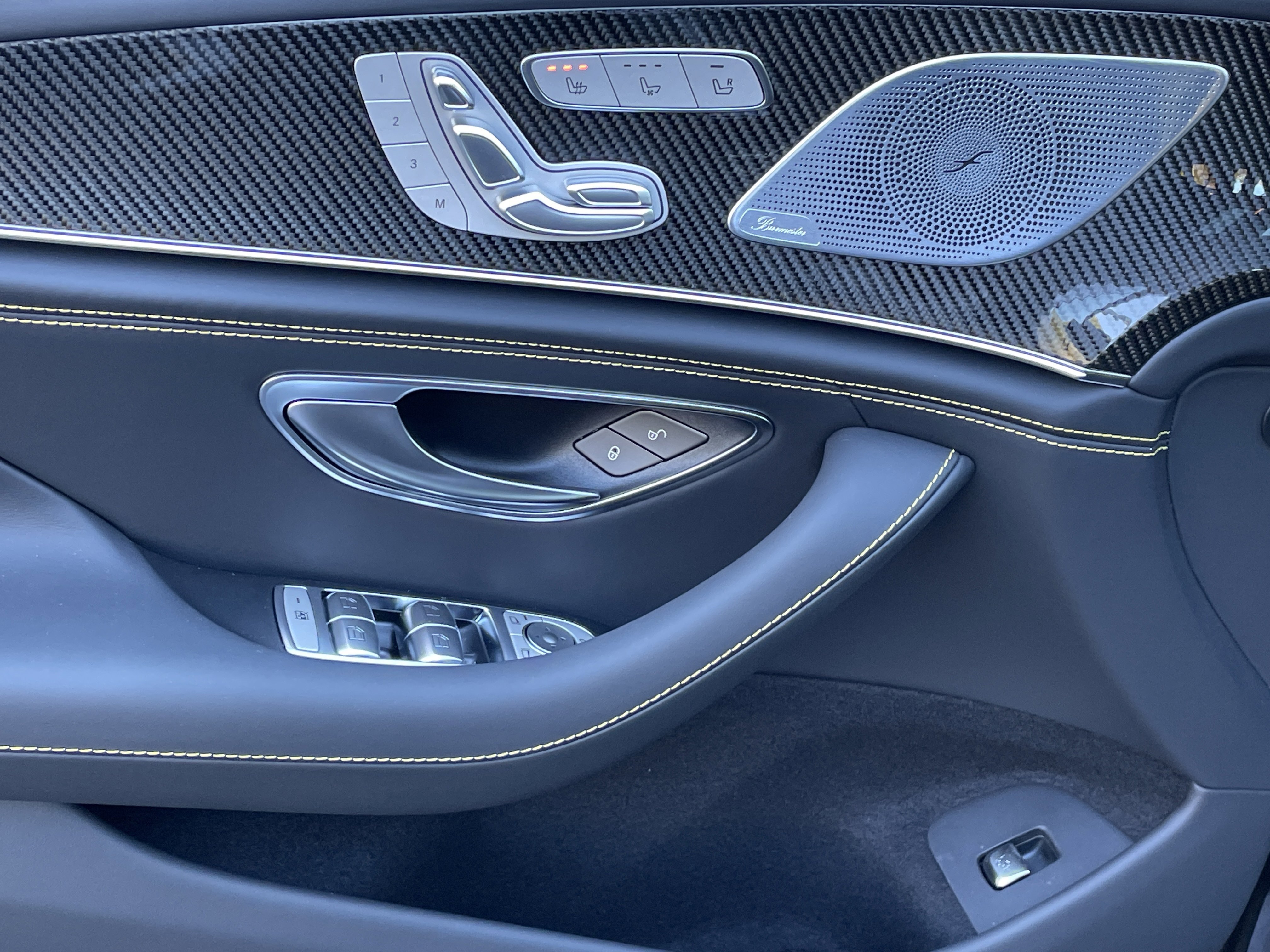 New 2026 MANUFAKTUR Graphite Grey Magno Mercedes-Benz AMG® GT 53 4-Door Coupe image 18