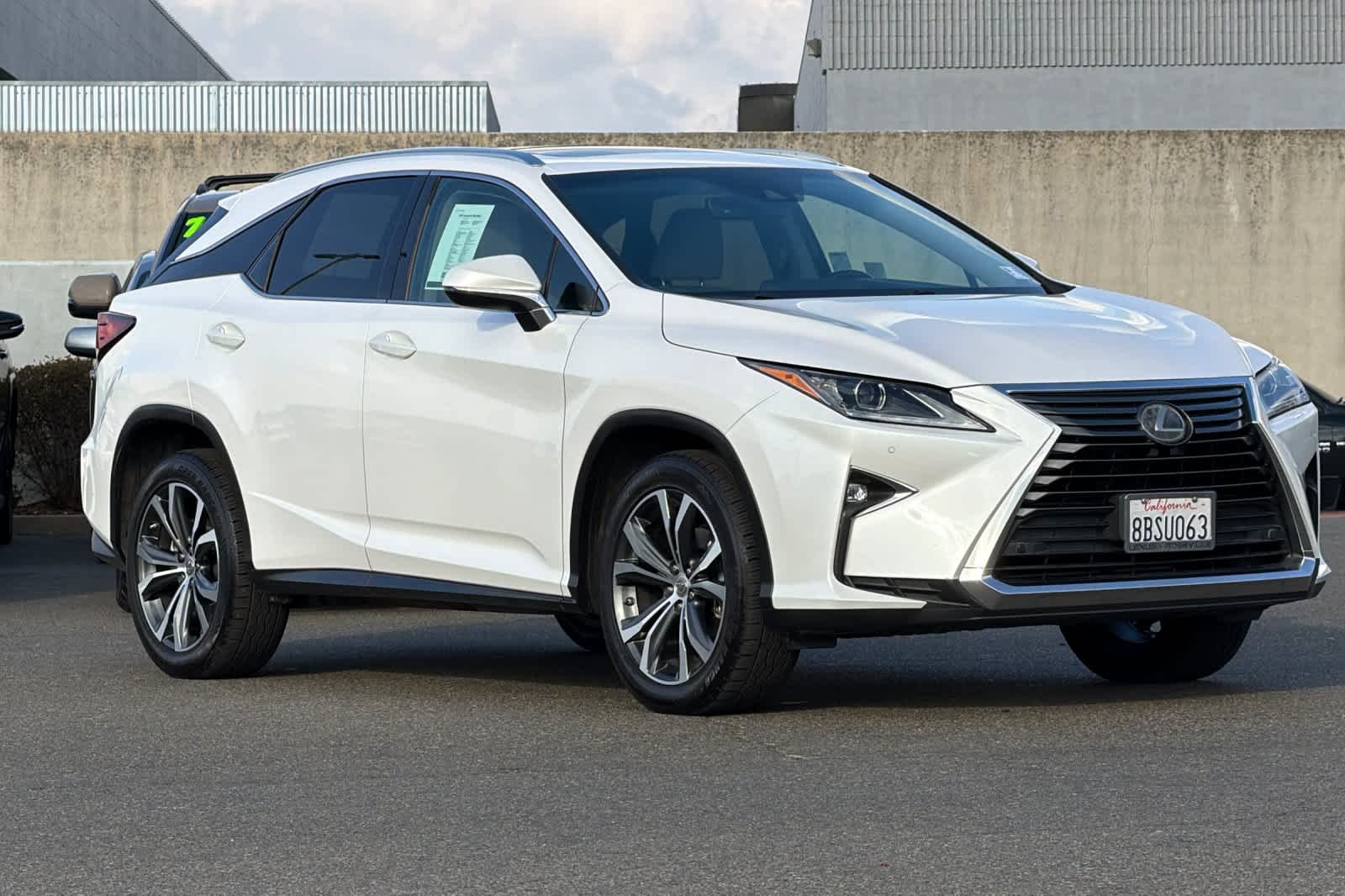 Used 2017 Eminent White Pearl Lexus  image 5
