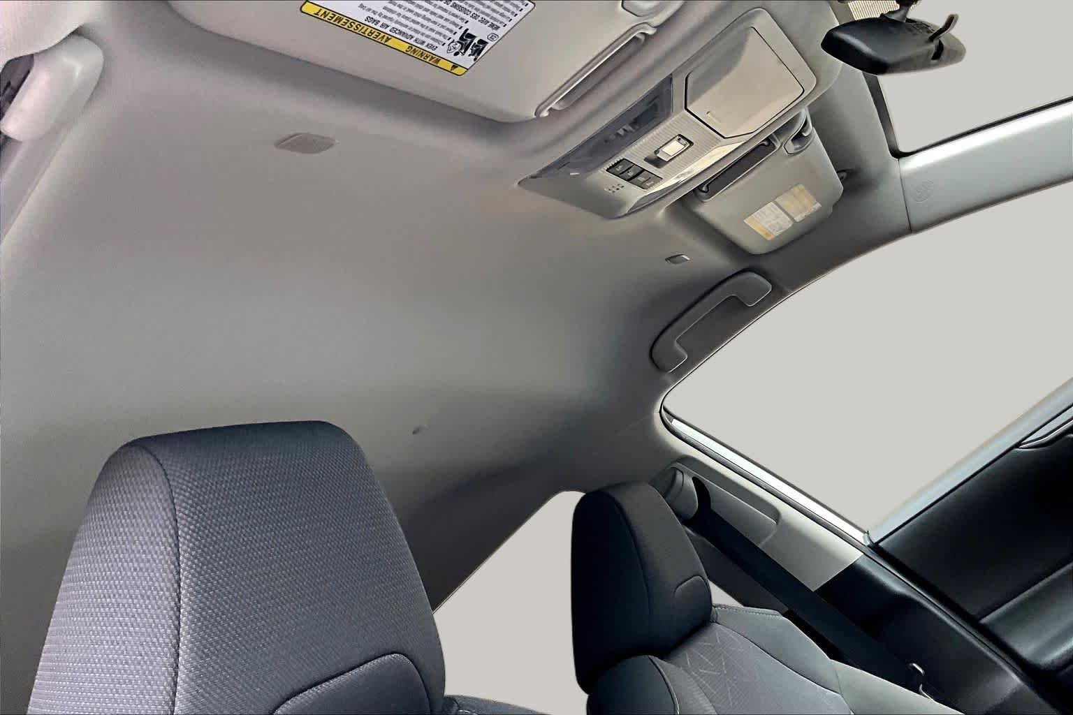 Certified Used 2025 Ice Cap Toyota Hybrid XLE image 14