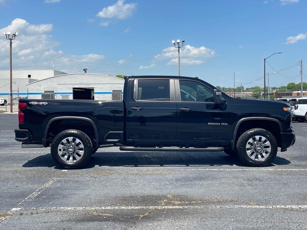 2026 Chevrolet Silverado 2500 HD Custom - Photo 8