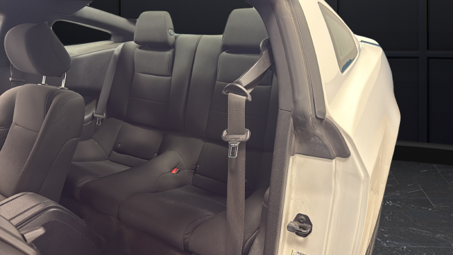 Used 2013 Performance White Ford V6 image 21