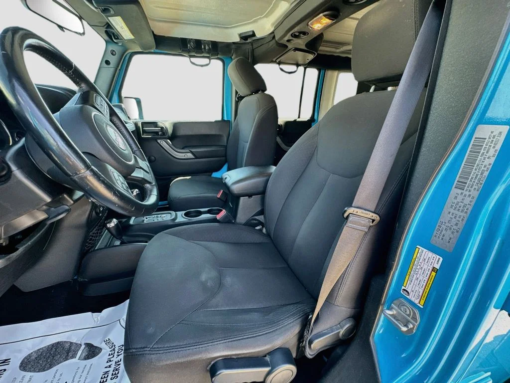 Used 2018 Blue Jeep Unlimited Sport image 22