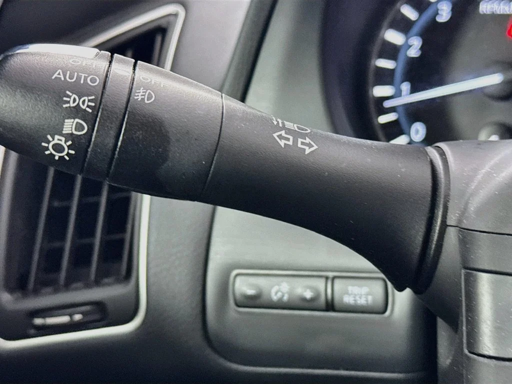Certified Used 2023 Blue INFINITI SENSORY image 15