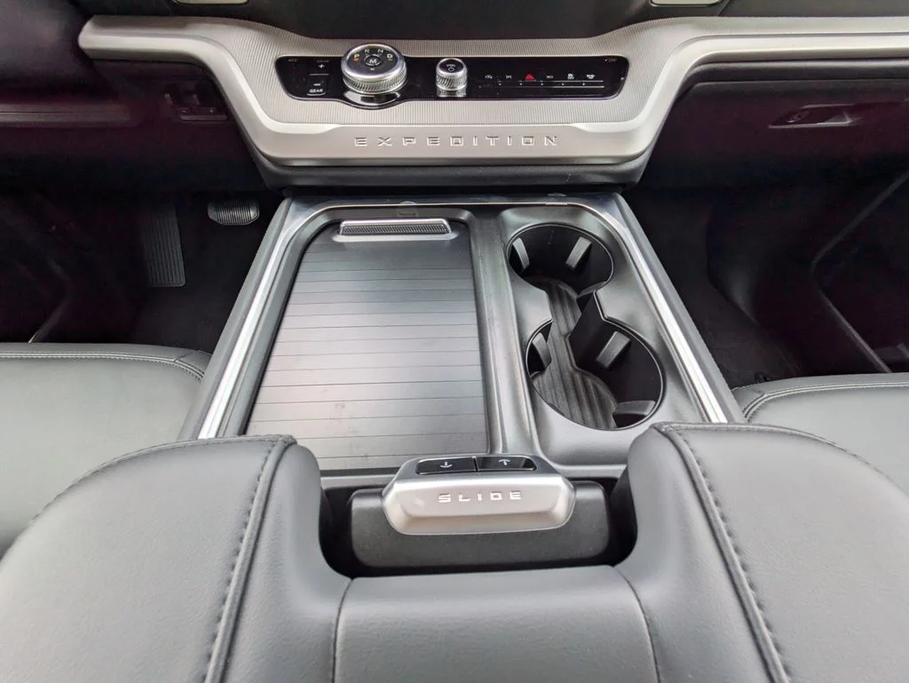 New 2026 Oxford White Ford Active image 20