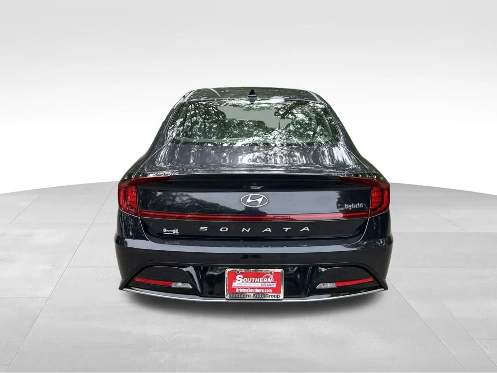 Used 2023 Blue Hyundai SEL image 4