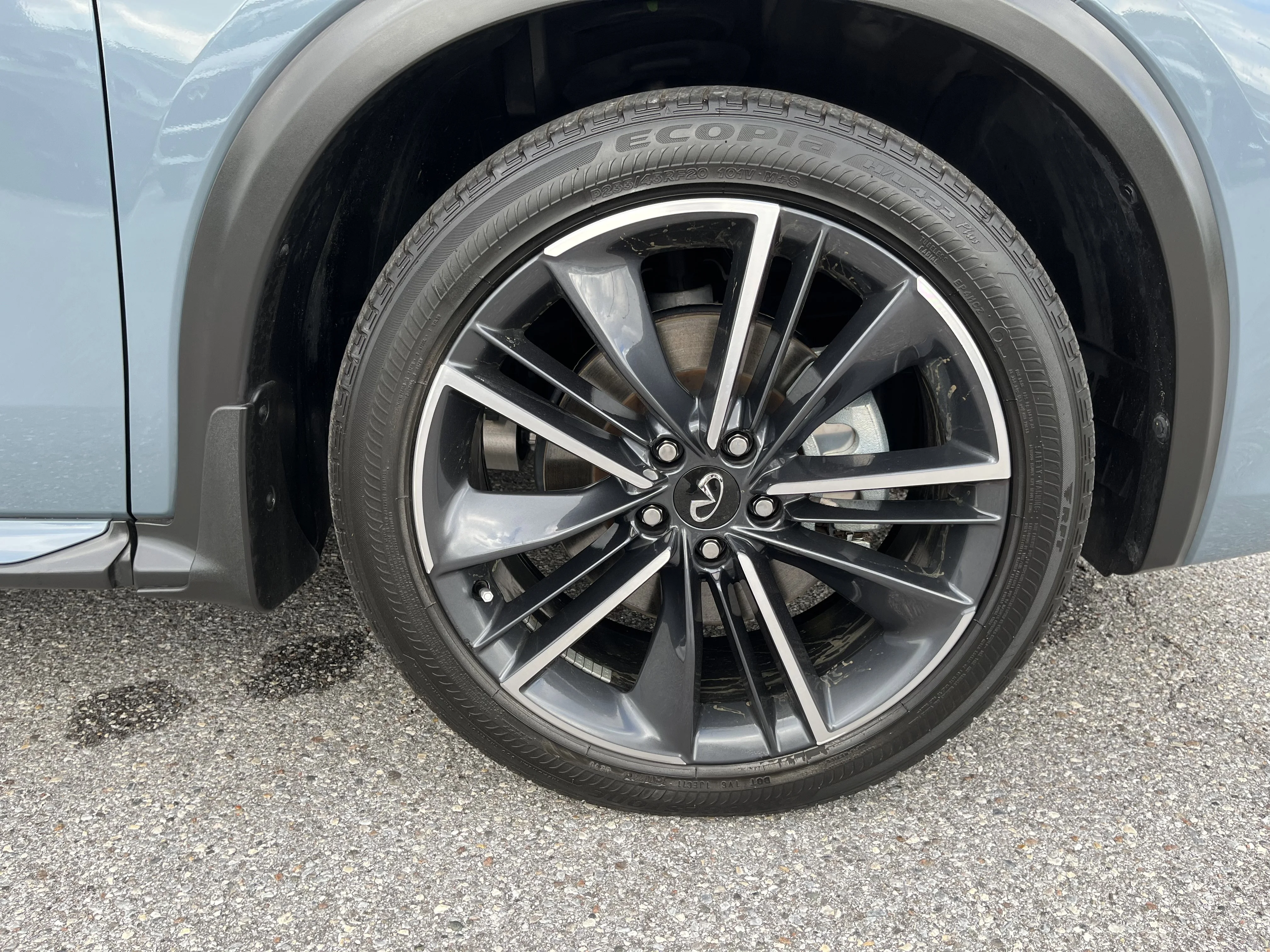 Certified Used 2023 Slate Gray INFINITI LUXE image 14