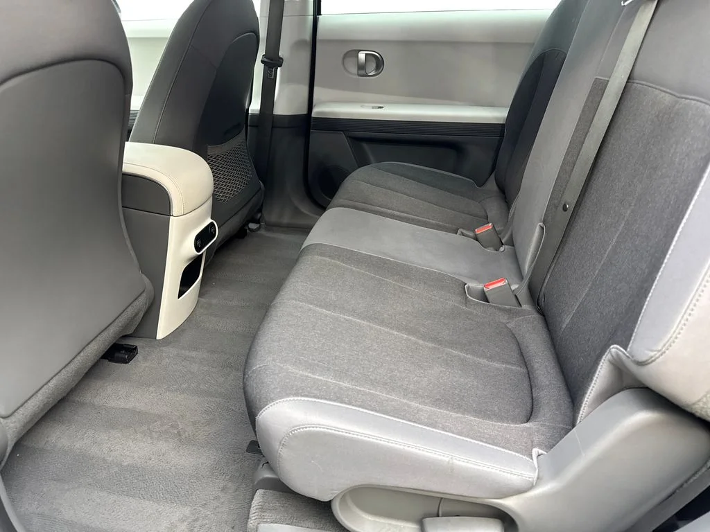 Used 2024 Green Hyundai SEL image 33