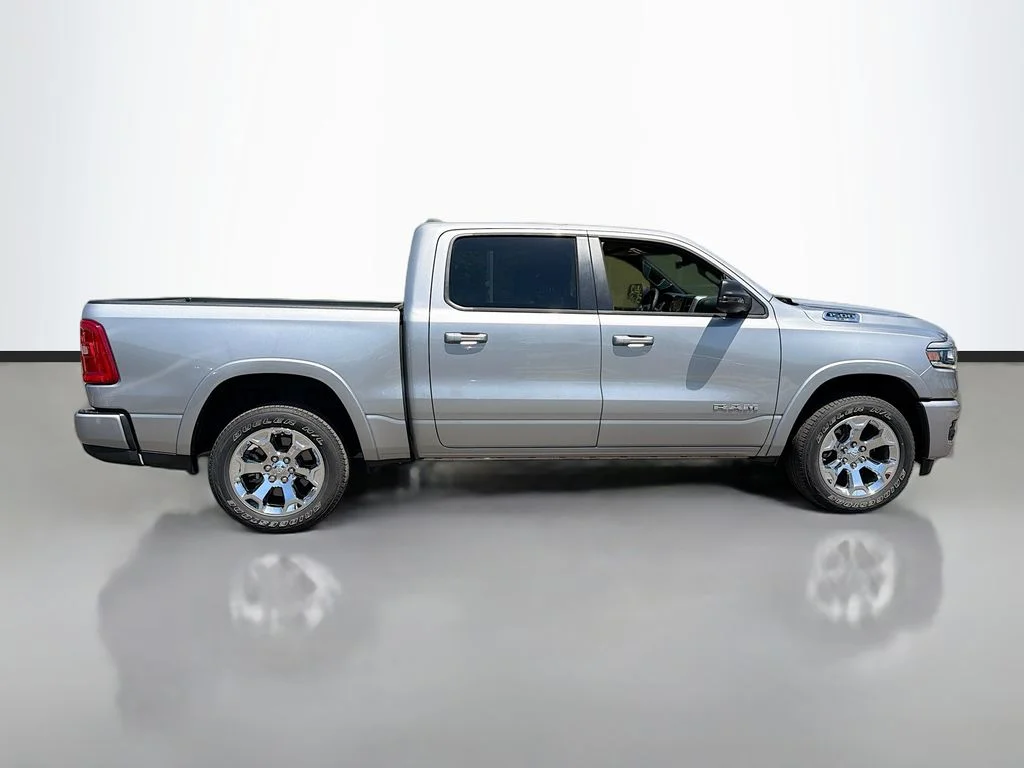 Used 2025 Billet Silver Metallic Ram Big Horn/Lone Star image 4